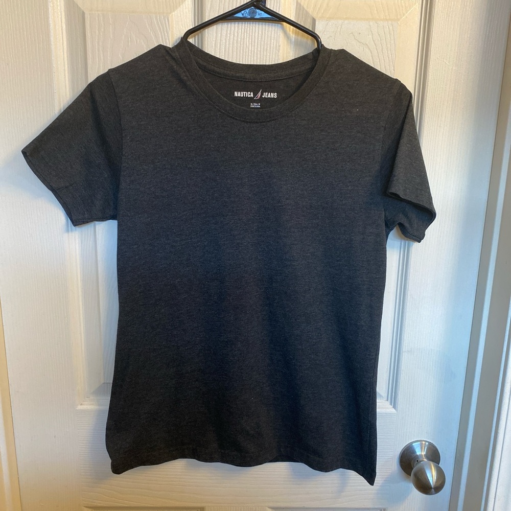 Nautica Jeans Heather Charcoal Crew T-Shirt and Gap gray t-shirt